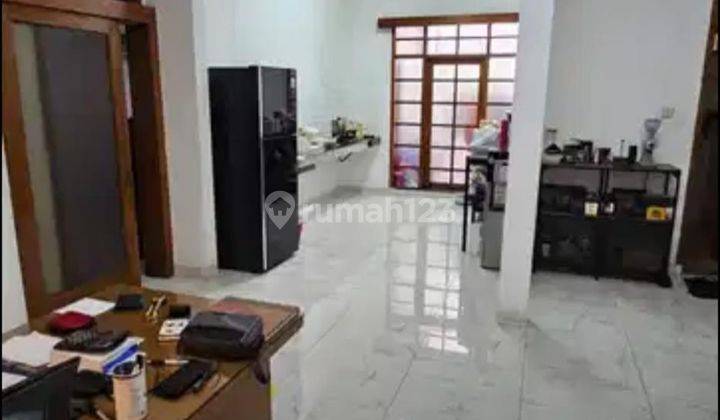 Disewakan Rumah Usaha Ex Konveksi Di Mainroad Pahlawan 2
