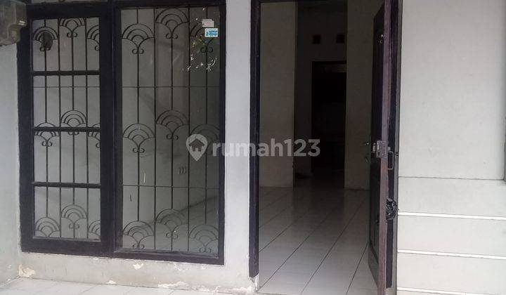 Dijual Rumah Taman Holis Indah 1 Lokasi Bagus Akses 1 Portal 2