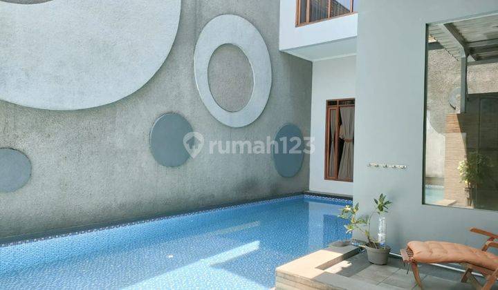 Jual Rumah Singgasana Yg Cukup Besar, Cantik , Elegant  1