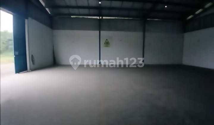 Disewakan.gudang Cimahi Strategis dan Bersih