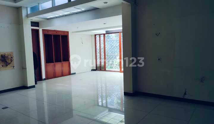 Dijual.rumah/Kantor Di.lombok Bandung Besar Strategis 2