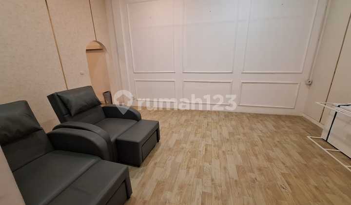 Disewakan Ruang Usaha Startegis Ramai Mainroad Riau Bandung