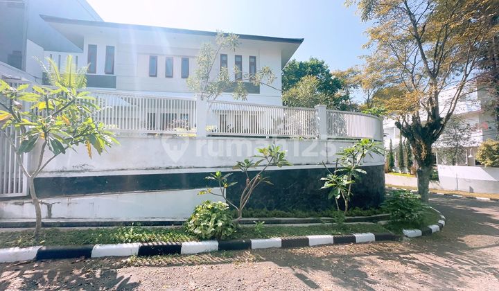 DIJUAL RUMAH SIAP HUNI DI KOMPLEK SETIABUDI REGENCY BANDUNG