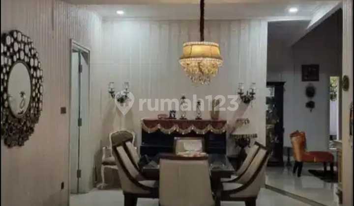 Dijual Cepat Rumah Lux Furnished Di Komplek Kurdi 2