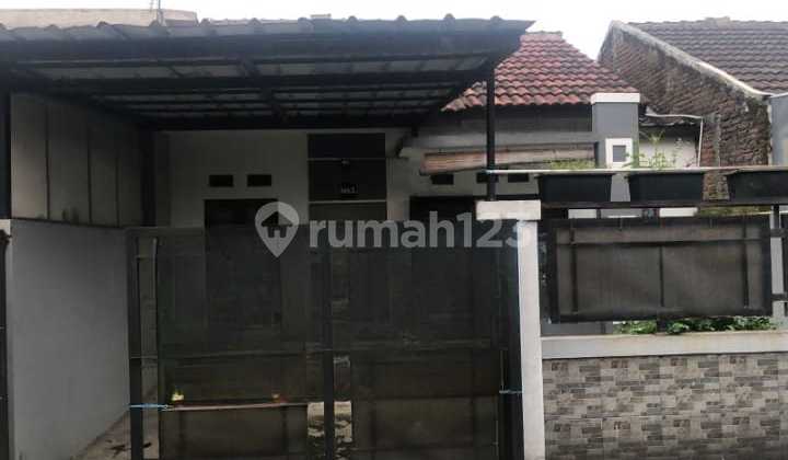 For Sale: Nice, Cheap House in Taman Cibaduyut Indah, Bandung 2