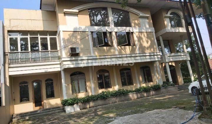 Rumah Mainroad Jl. Otten Bandung 1