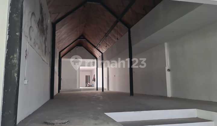 For Rent. Strategic and Affordable Commercial Space in Sukajadi, Setiabudi Wing, Bandung.