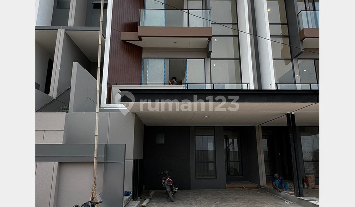 Dijual Rumah Mewah - Cluster Asya (027)