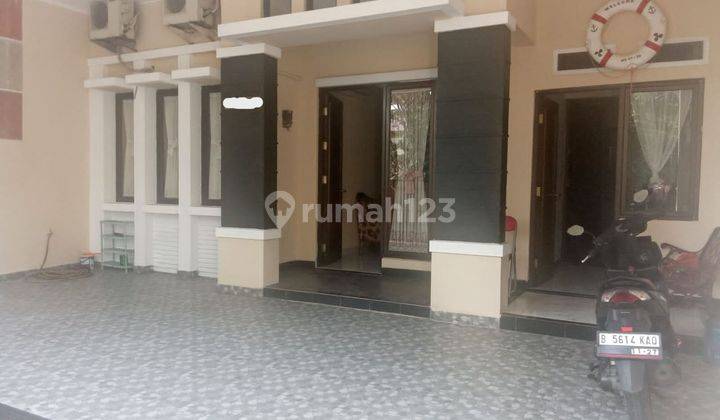 Disewakan Rumah Siap Huni Full Furnished Cluster Aralia, Harapan Indah, Bekasi, 032 2