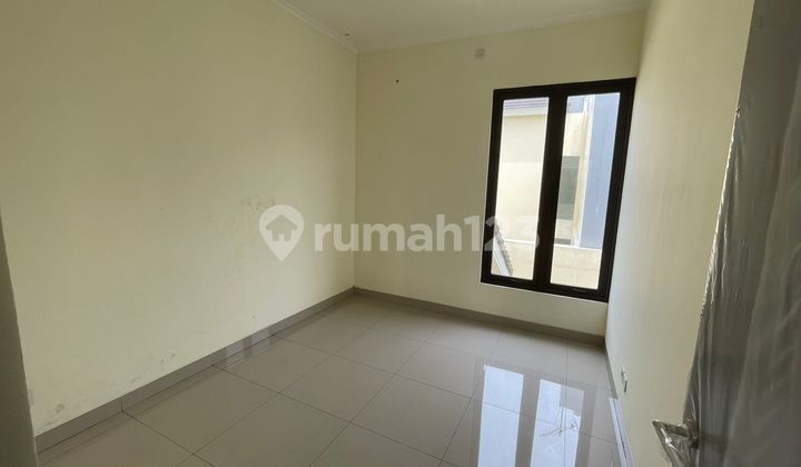 Disewakan Rumah Mewah 2 Lantai Siap Huni Cluster Arana, Harapan Indah, Bekasi, 003 2