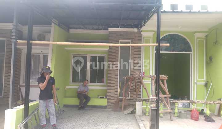 Disewakan Rumah di Perumahan Roterdam 3 Di Jatiasih, 028 1