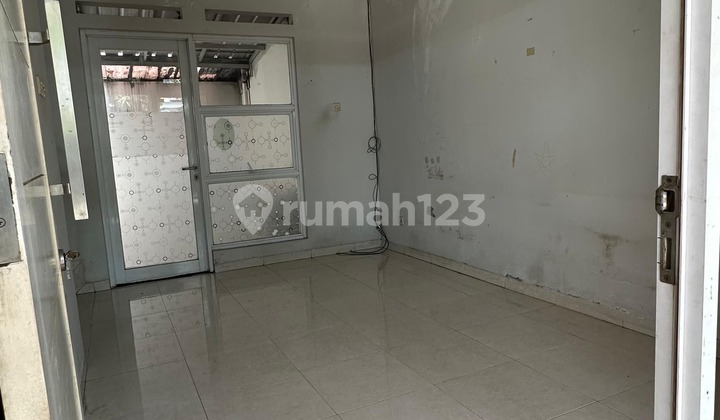 Dijual Perumahan Metland Cluster Teresta SHM Unfurnished (011) Dijual Perumahan Metland Cluster Teresta SHM Unfurnished (011)