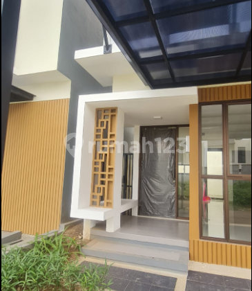 House in Mahakam Cluster Jakarta Garden City Cakung East Jakarta (032) 2