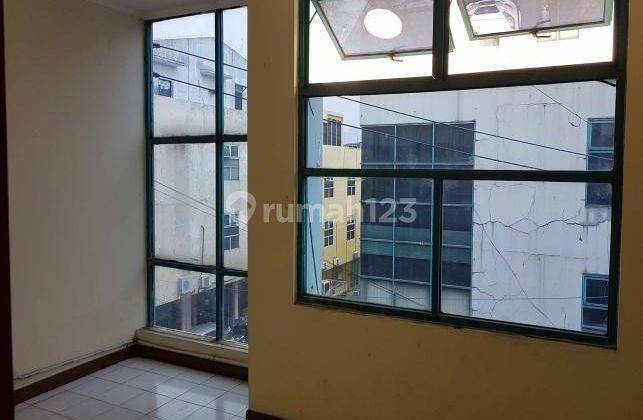 Ruko Bagus Lokasi Strategis 262 m2 HGB Mampang Prapatan, Jakarta Selatan, 030 2