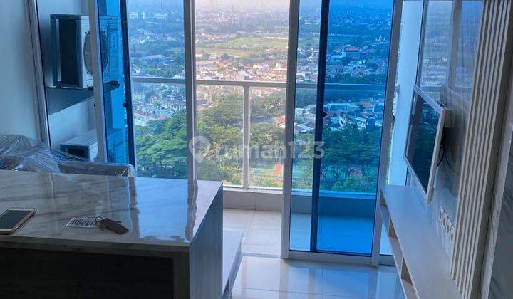 APARTEMEN MEWAH, FULL PURNISHED, PRIVATE LIFT, LANTAI SEDANG DI PURI MANSION JAKARTA BARAT 1