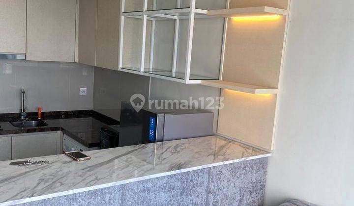 APARTEMEN MEWAH, FULL PURNISHED, PRIVATE LIFT, LANTAI SEDANG DI PURI MANSION JAKARTA BARAT 2