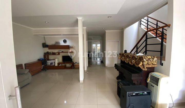 Dijual Rumah Hook 2 lantai Siap Huni 5