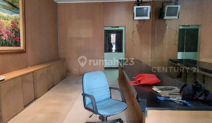 Ruko Terawat Di Kawasan Perbankan Kebayoran Baru Jakarta Selatan 1