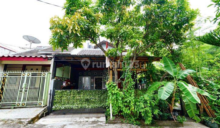 Rumah Asri Luas 2 Lt Dibantu KPR Bisa Nego 10 menit ke Cibinong City Mall J13567 1