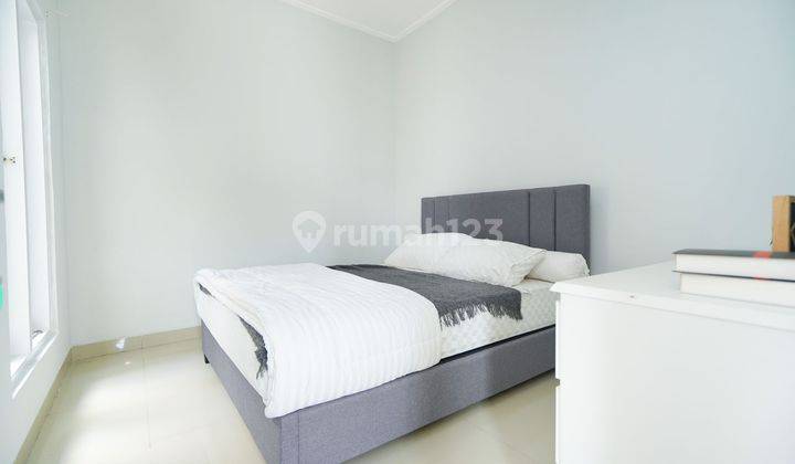 Rumah Siap Huni Semi Furnished 15 menit ke RSU Hermina Serpong Dibantu KPR J21913 2