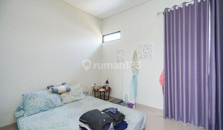 Rumah Carport Luas 2 Lt Harga Nego dekat Pasar Modern BSD City Siap KPR J23345 2