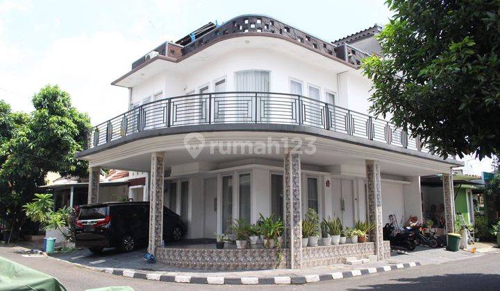 Rumah Hook Mewah 3 Lt Bisa Nego dekat Transmart Graha Raya Tangerang J18598 1