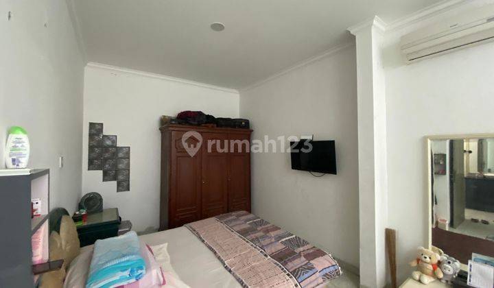 Rumah  2 Lt Siap Huni Dibantu KPR 15 Mnt ke Transmart Graha Raya Bisa Nego J24460 2