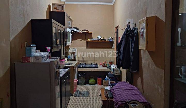 Rumah Strategis Siap Huni 15 Menit ke Mall Daan Mogot Cengkareng Hadap Utara J25149 2