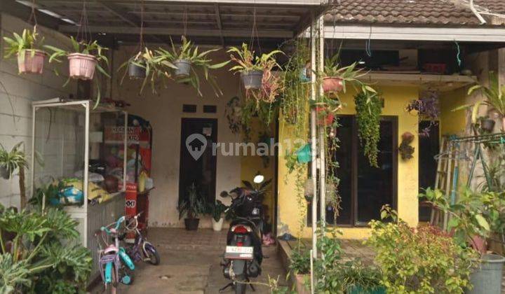 Rumah Minimalis Dekat Stasiun dan RS di Depok SHM Dibantu KPR J16993 1