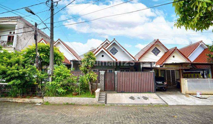 Rumah Strategis 2 Lt Hadap Timur Lt 144 Bisa Nego 12 Mnt Ke Rs Mandaya Royal Puri J14105 1