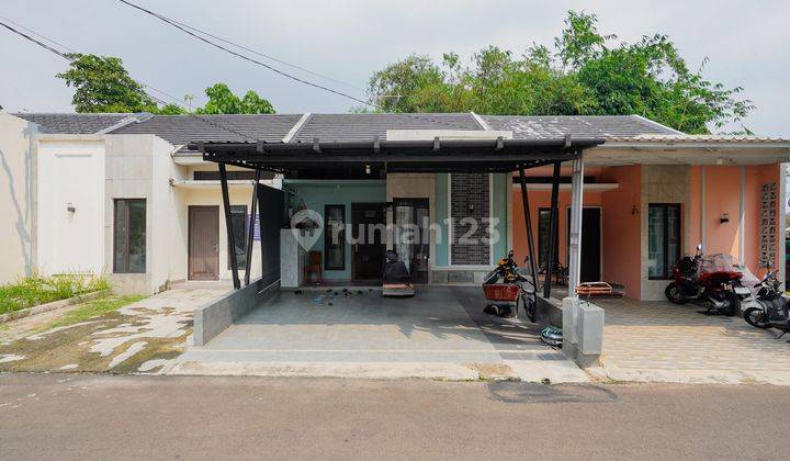 Rumah Seken Terawat Carport Luas dekat Summarecon Mall Serpong J21988 1