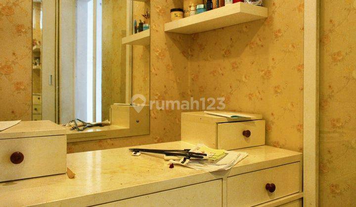 Rumah Luas 2 Lt Strategis 11 menit ke Mall Taman Anggrek Harga Nego Siap KPR J14355 2