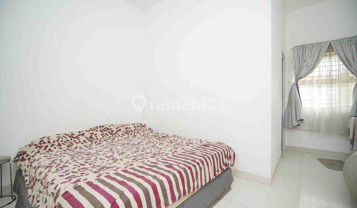 Rumah 2 Lt Cantik Siap Huni 15 Menit ke Stasiun Serpong Dibantu KPR J-13653 2