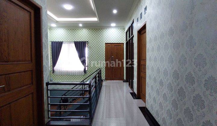 Rumah Luas 6 Kamar Tidur Harga Nego dekat Puri Indah Mall Jakbar J22572 2