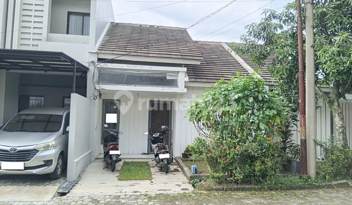 Rumah Cicilan Ringan 10 Menit ke Gerbang Tol Sentul Selatan 2 Dibantu KPR J-39606 Rumah Cicilan Ringan 10 Menit ke Gerbang Tol Sentul Selatan 2 Dibantu KPR J-39606