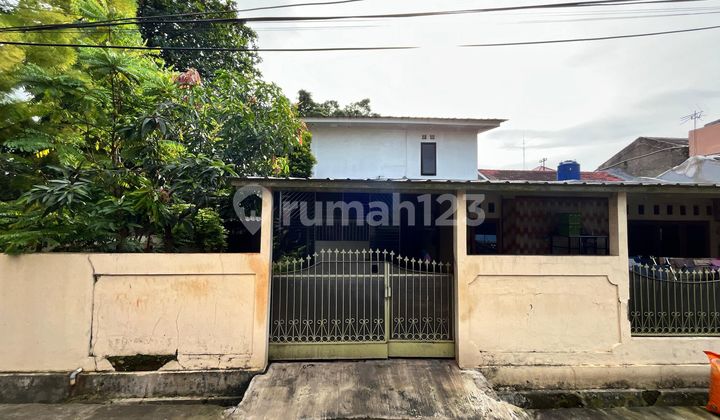 Rumah Hadap Timur LT 221 SHM 8 Mnt ke Gerbang Tol Bekasi Barat J-41522 Rumah Hadap Timur LT 221 SHM 8 Mnt ke Gerbang Tol Bekasi Barat J-41522