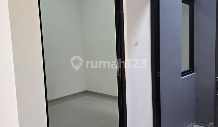 Rumah 1 Lantai Dekat Terminal dan Stasiun di Bekasi Dibantu KPR J33625 2