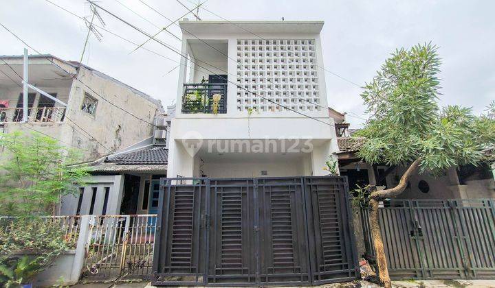 Rumah 2 Lt Siap Huni 15 menit ke The Breeze BSD City Bisa Nego Dibantu KPR J26646 1