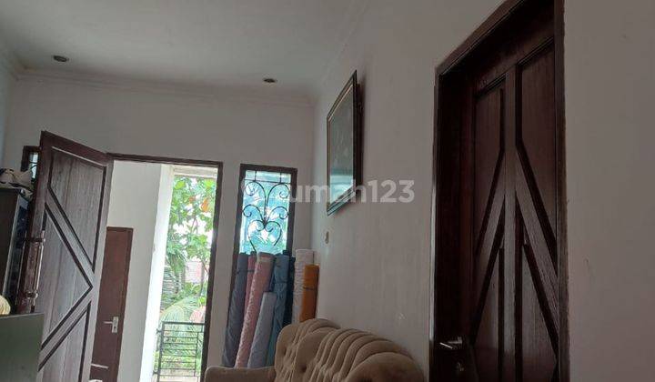 Rumah Strategis 9 Menit ke Stasiun Pasar Minggu 4 KT Siap Huni J27374 2