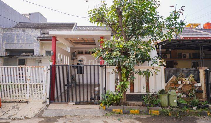 Rumah Hadap Utara dekat Gerbang Tol Pondok Gede Dibantu KPR J24194 1