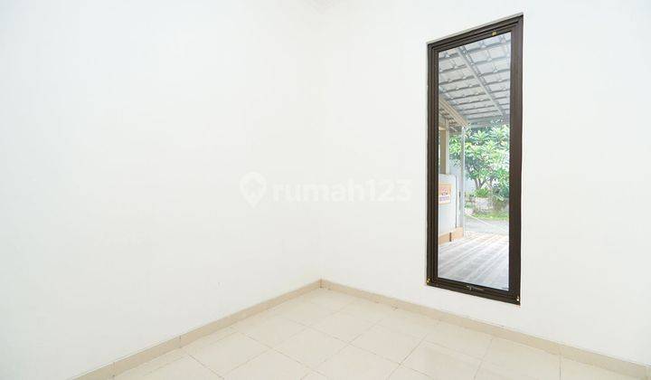 Rumah 1 Lt Carport Luas Semi Furnished 5 Menit ke Citra Sawangan Square Bisa Nego J22277 2