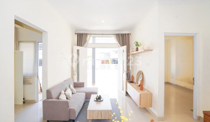 Rumah Strategis di Cinere Park View dekat Pintu Tol 