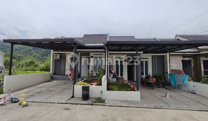 Rumah Strategis 15 Mnt ke Terminal Laladon Hadap Timur J-39505