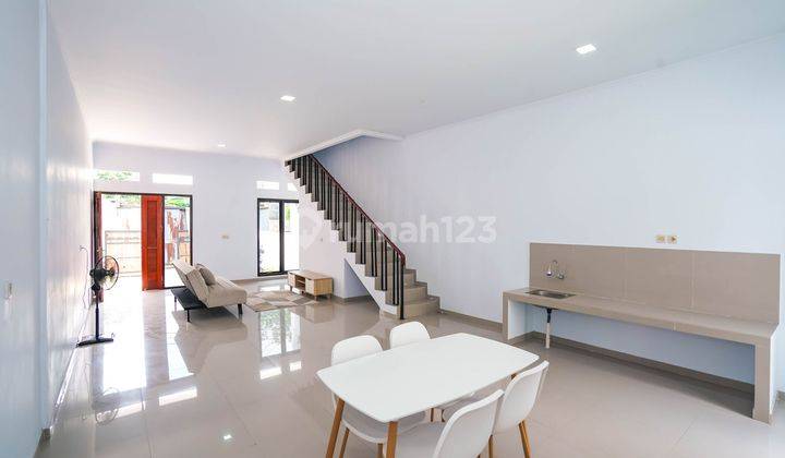 Rumah SHM LT 125 Siap KPR 8 Menit ke Stasiun Jurang Mangu J26203 2