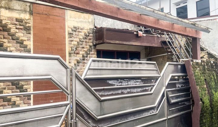 Rumah Luas 1 Lantai 8 Menit ke Gerbang Tol Cempaka Putih Siap Huni J35148