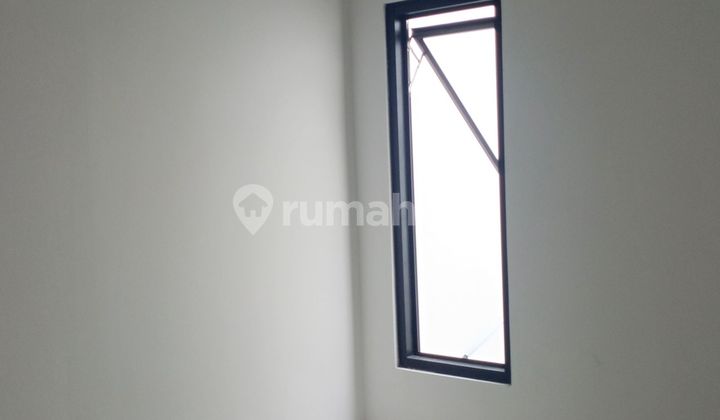 Rumah Siap Huni 6 Menit ke Gerbang Tol Margonda 1 Hadap Selatan J40523 2