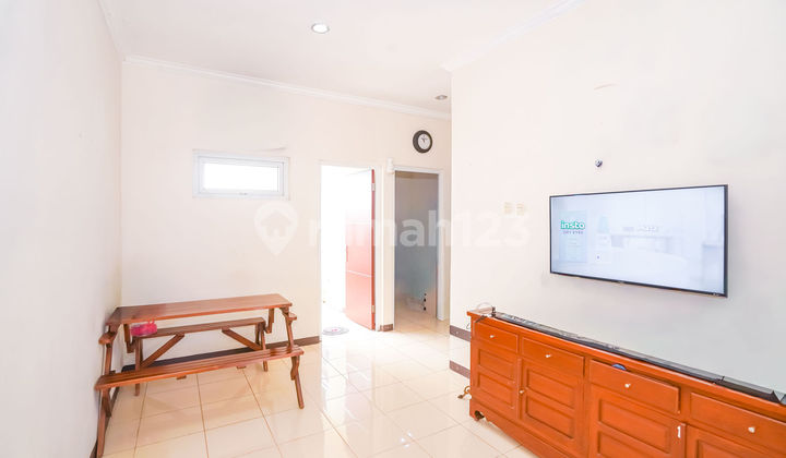 Rumah Hadap Timur SHM 10 Menit ke Rs Permata Depok Siap KPR J-41924 2