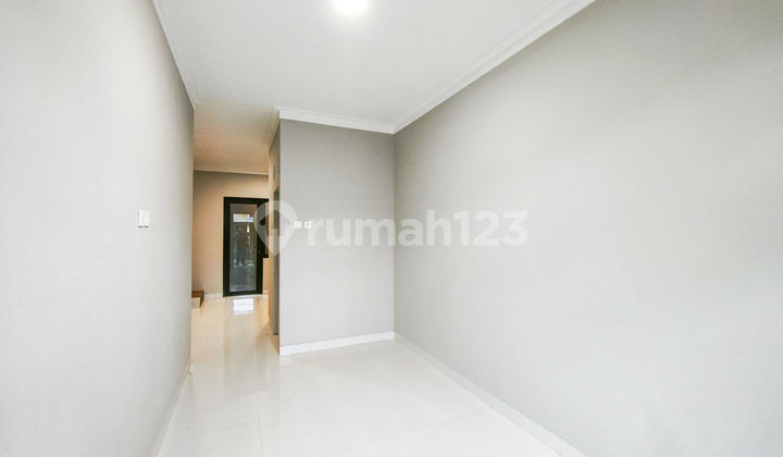 Rumah Cantik Siap Huni 15 Menit ke Stasiun Cilebut Dibantu KPR J-39523 2