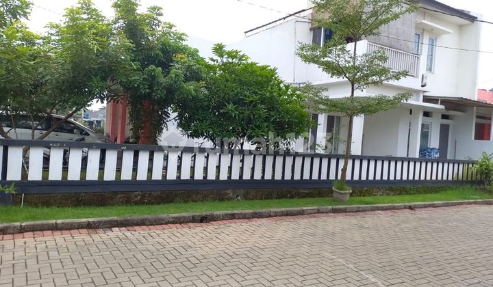 Rumah 2 Lt Minimalis Dekat Gerbang Tol Sawangan 4 Dibantu KPR J34208 2