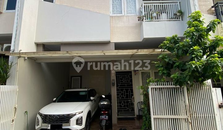 Rumah Strategis 9 Menit ke Gerbang Tol Kukusan 3 Dibantu KPR J34698 Rumah Strategis 9 Menit ke Gerbang Tol Kukusan 3 Dibantu KPR J34698